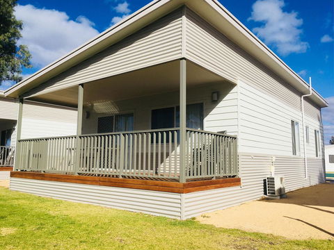 Waikerie Holiday Park - Australian Directory 11