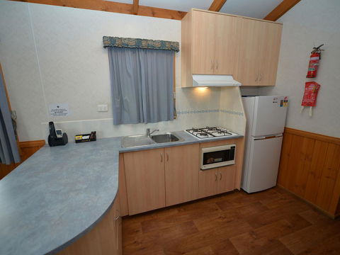 Waikerie Holiday Park - Australian Directory 33