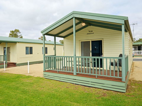 Waikerie Holiday Park - Australian Directory 37