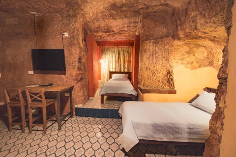 The Underground Motel - Australian Directory 20