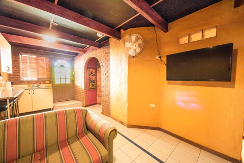The Underground Motel - Australian Directory 16