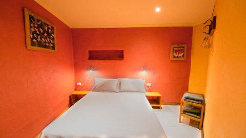 The Underground Motel - Australian Directory 12