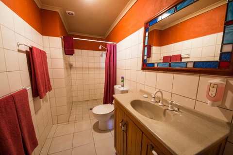 The Underground Motel - Australian Directory 10