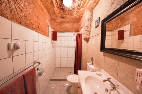 The Underground Motel - Australian Directory 7