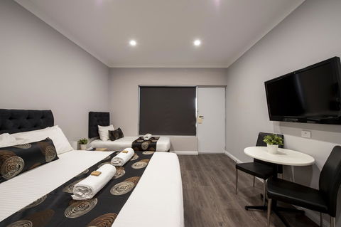 City Centre Motel Hotel - Australian Directory 0