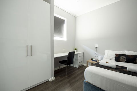 City Centre Motel Hotel - Australian Directory 14
