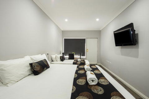 City Centre Motel Hotel - Australian Directory 17