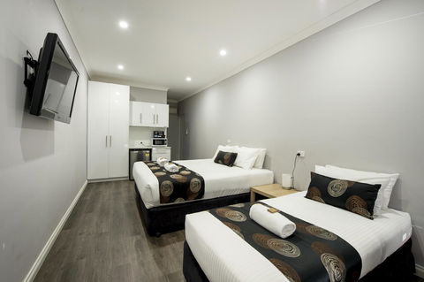 City Centre Motel Hotel - Australian Directory 18