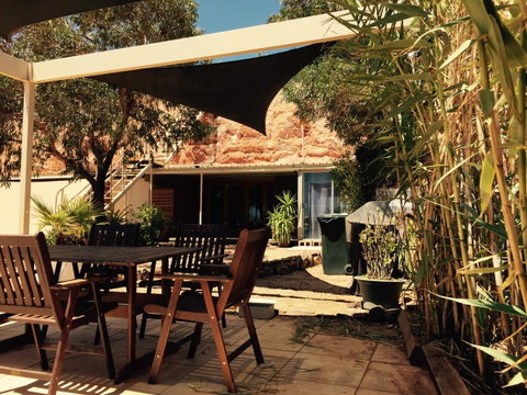 The Lookout Cave Underground Motel - Australian Directory 16