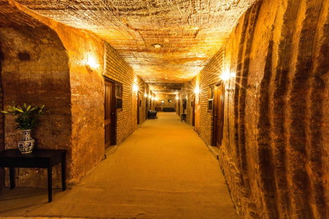 The Lookout Cave Underground Motel - Australian Directory 35