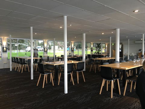 Murray River Queen - Australian Directory 16