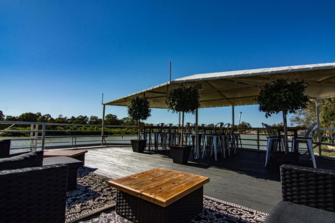 Murray River Queen - Australian Directory 24