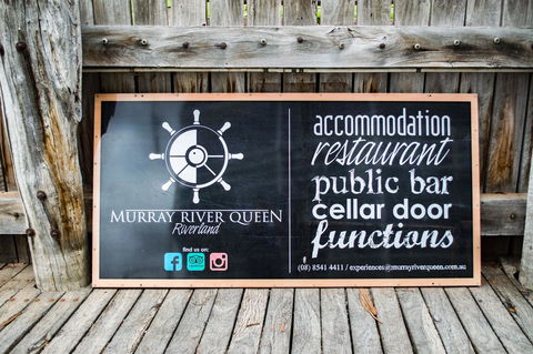 Murray River Queen - Australian Directory 11