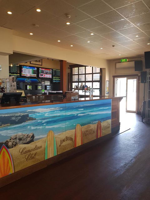 Pier Hotel - Australian Directory 2