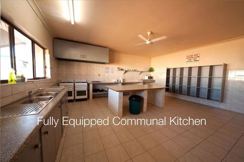 Radeka Downunder Underground Motel - Australian Directory 12