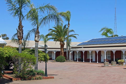 John Pirie Motor Inn - Australian Directory 0