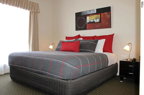 John Pirie Motor Inn - Australian Directory 5