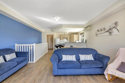 The Lighthouse - Australian Directory 7
