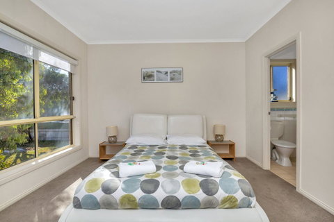 The Lighthouse - Australian Directory 3
