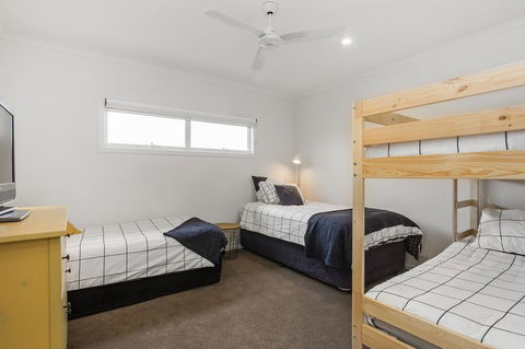 Sea View At Silver Sands - Australian Directory 9