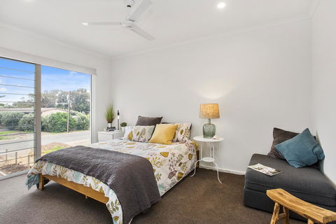 Sea View At Silver Sands - Australian Directory 8
