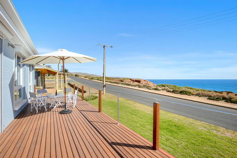 Salomon Sea Haus - Sellicks Beach - Australian Directory 0