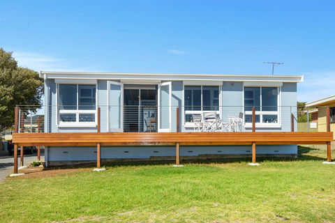 Salomon Sea Haus - Sellicks Beach - Australian Directory 19