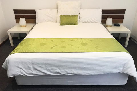 Lake Albert Motel - Australian Directory 6
