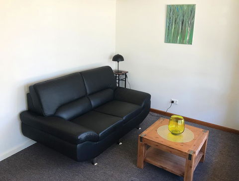 Lake Albert Motel - Australian Directory 13