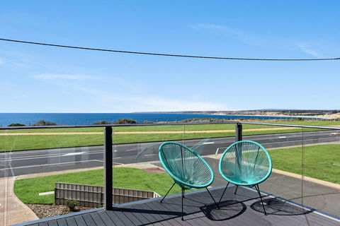 Sorrento - Aldinga Beach - Australian Directory 7