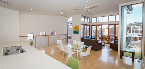 South Shores Yellowfin Villa 96 - South Shores Normanville - Australian Directory 10