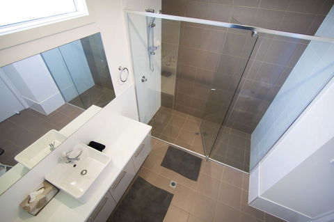 Villa Serra - Australian Directory 7