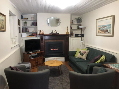 Goolwa Marinerâ€™s Cottage - Free Wifi And Pet Friendly - Centrally Located In Historic Region - Australian Directory 7