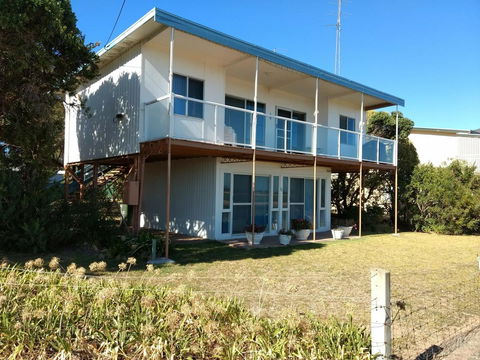 Seafront Shack - Australian Directory 4