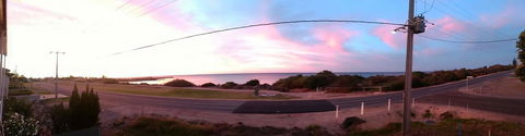 Seafront Shack - Australian Directory 3