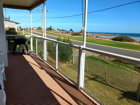 Seafront Shack - Australian Directory 10