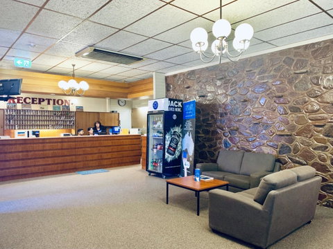 Opal Inn Hotel, Motel, Caravan Park - Australian Directory 30