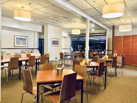Opal Inn Hotel, Motel, Caravan Park - Australian Directory 24