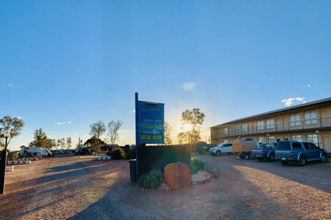 Opal Inn Hotel, Motel, Caravan Park - Australian Directory 41