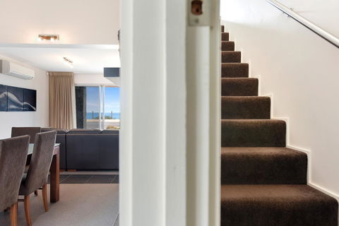 Esplanade Escape - Australian Directory 19