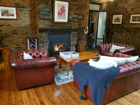 William Hunt's Retreat - Cypress Studio - Australian Directory 7