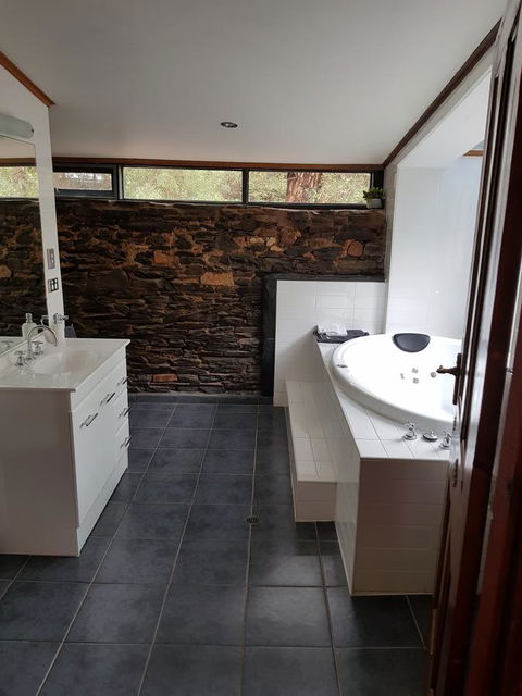 William Hunt's Retreat - Cypress Studio - Australian Directory 4