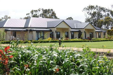 The Barn Accommodation - Australian Directory 3