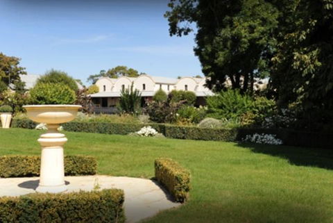 The Barn Accommodation - Australian Directory 2