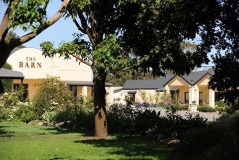 The Barn Accommodation - Australian Directory 4