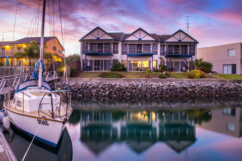 Marina Reflections - Australian Directory 0