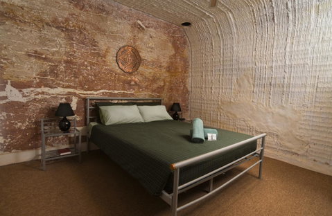 Desert View Apartments - Australian Directory 4