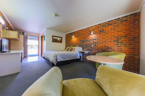 Country Roads Motor Inn Naracoorte - Australian Directory 7