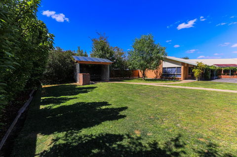 Country Roads Motor Inn Naracoorte - Australian Directory 9