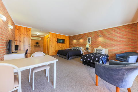 Country Roads Motor Inn Naracoorte - Australian Directory 25